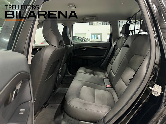 Volvo XC70 23 of 26