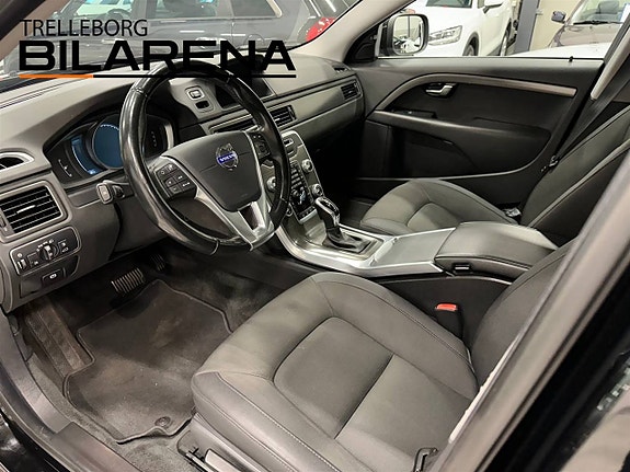 Volvo XC70 10 of 26