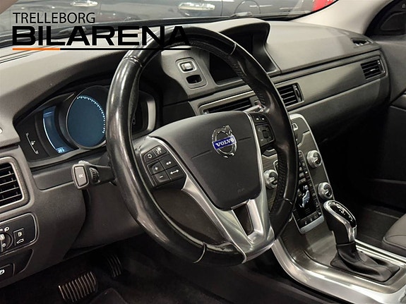 Volvo XC70 9 of 26