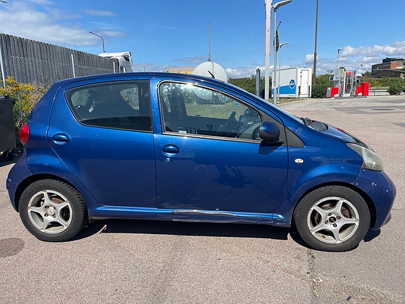 Toyota Aygo 5 of 5