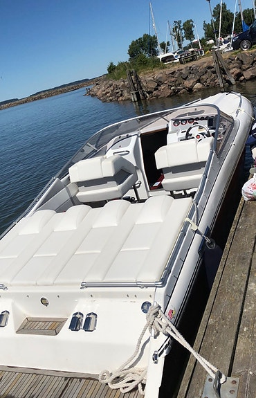 Sea Master 33, 454 7.4l V8 3 of 6