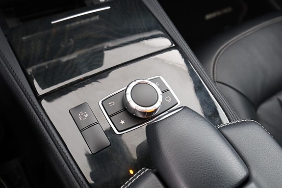 Mercedes-Benz CLS350 23 of 28