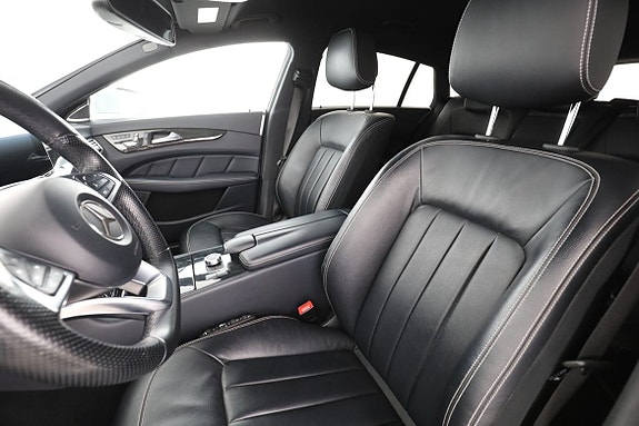 Mercedes-Benz CLS350 11 of 28