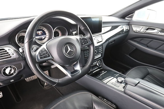 Mercedes-Benz CLS350 12 of 28