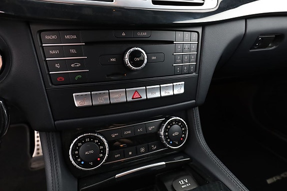 Mercedes-Benz CLS350 22 of 28