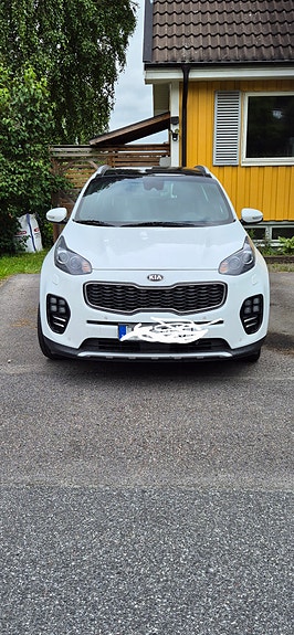 Kia Sportage 2 of 10