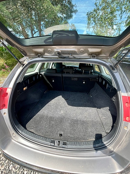 Toyota Auris 9 of 9