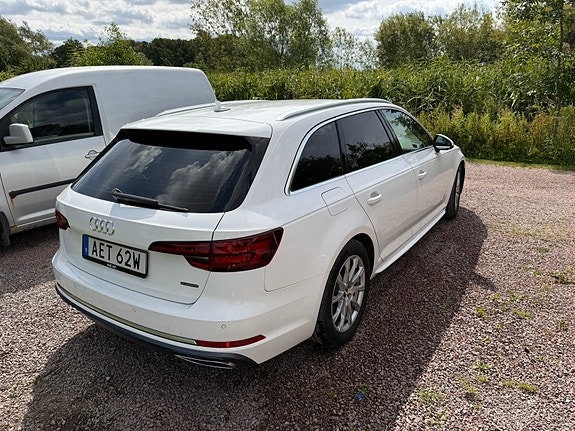 Audi A4 5 of 9