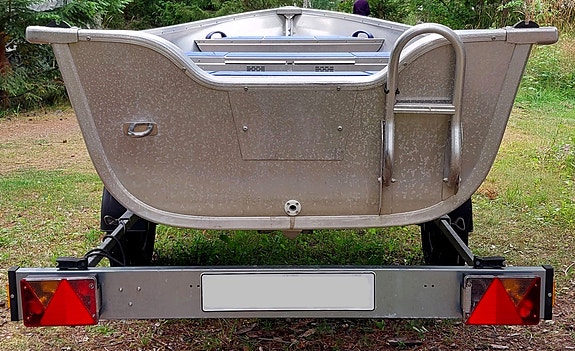 Linder 440 Fishing aluminiumbåt i fint skick med motor och 80-trailer 4 of 13
