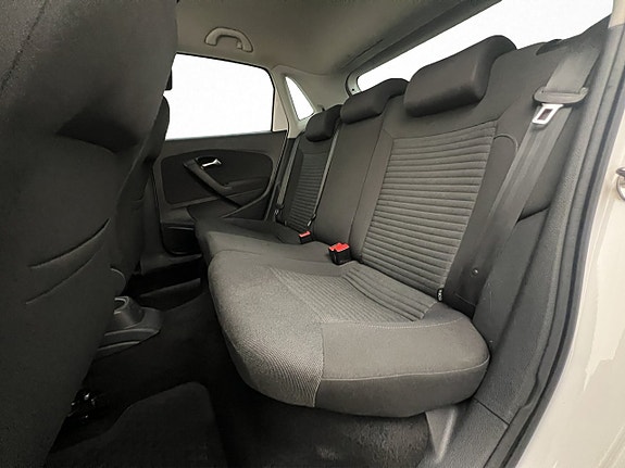 Volkswagen Polo 20 of 25