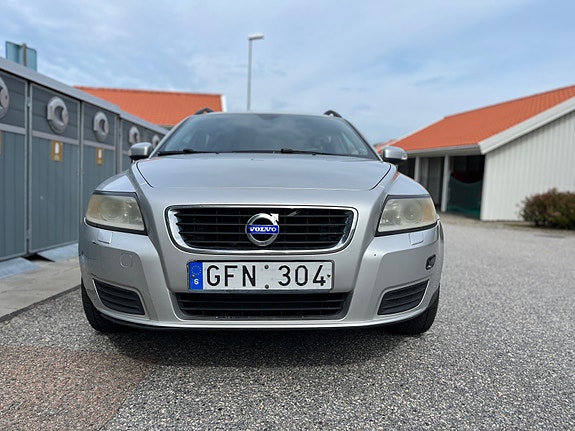 Volvo V50 5 of 6