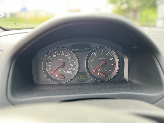 Volvo V50 4 of 6