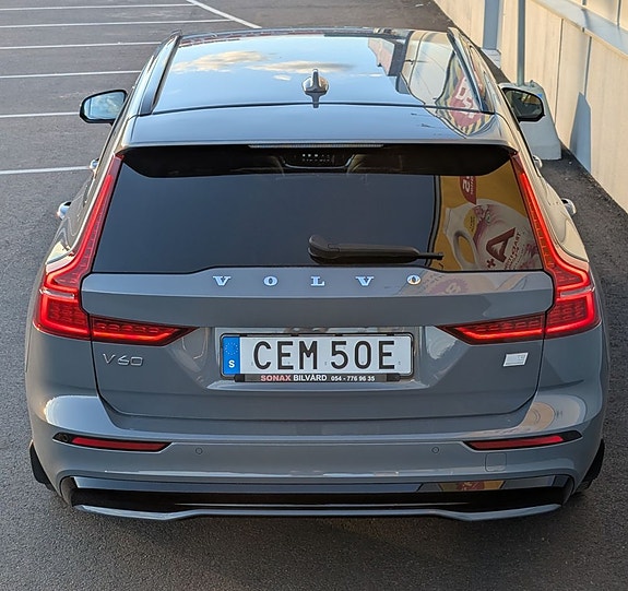 Volvo V60 6 of 14