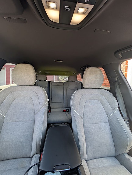 Volvo V60 11 of 14