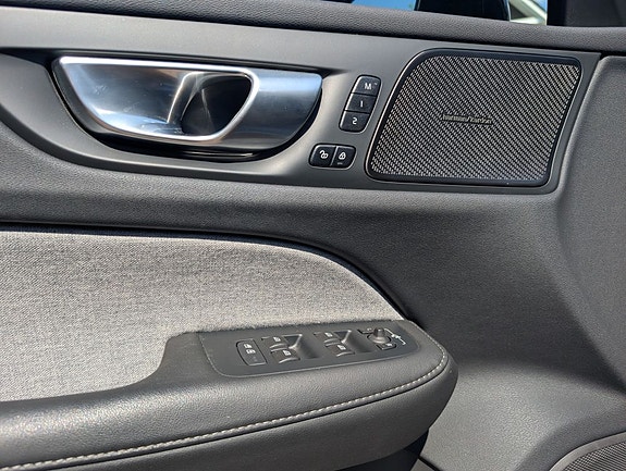 Volvo V60 12 of 14