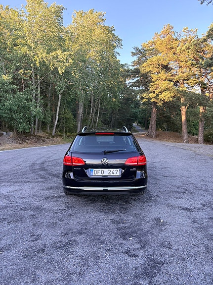 Volkswagen Passat 4 of 7