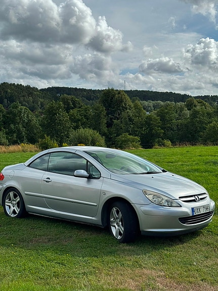 Peugeot 307 CC 4 of 10