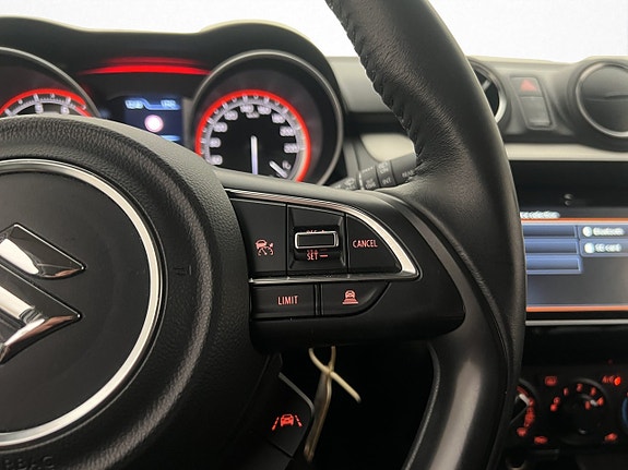Suzuki Swift 17 of 28