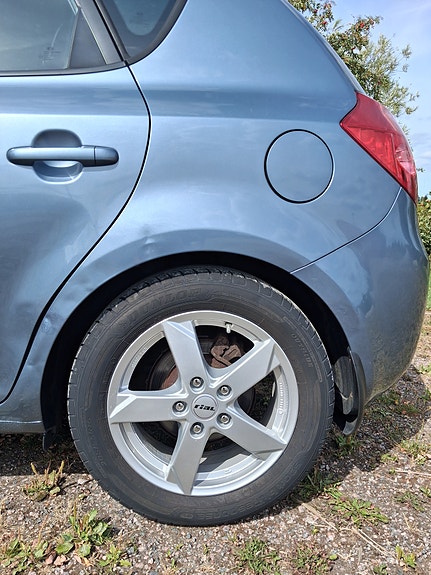 Kia Ceed 9 of 15
