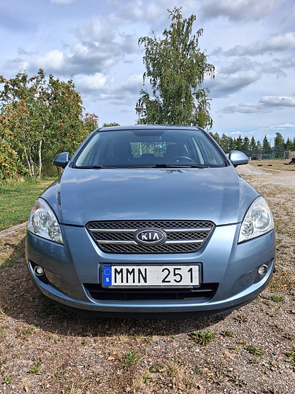 Kia Ceed 7 of 15