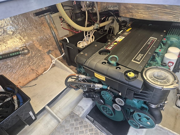 Windy 43 ht 2xd6 370 dph Joystick styrning även byte 25 of 26