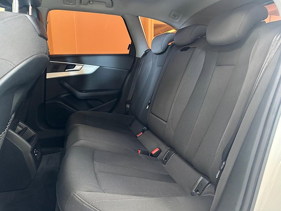 Audi A4 8 of 10