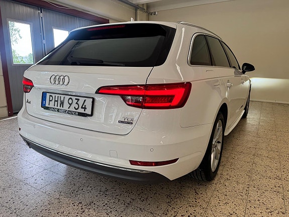 Audi A4 4 of 10