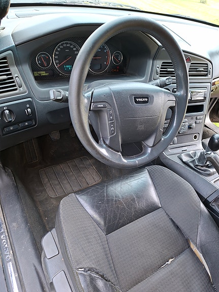 Volvo V70 5 of 7