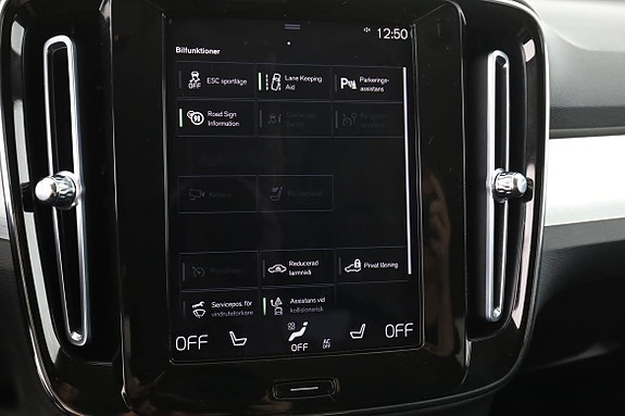 Volvo XC40 23 of 27