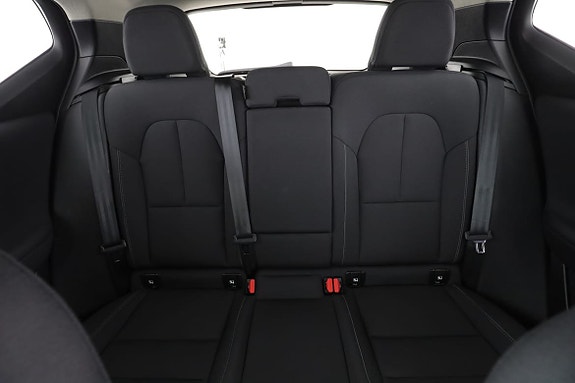 Volvo XC40 16 of 27