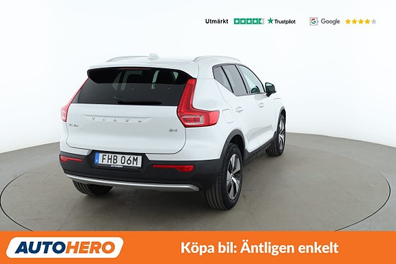 Volvo XC40 6 of 27