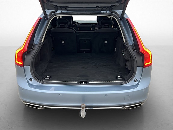 Volvo V90 30 of 30