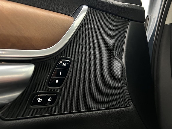 Volvo V90 13 of 30