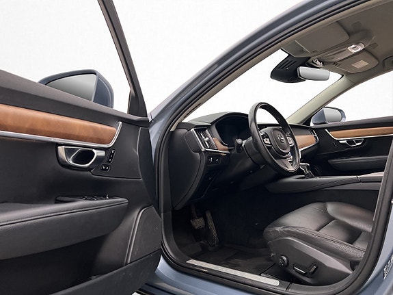 Volvo V90 9 of 30