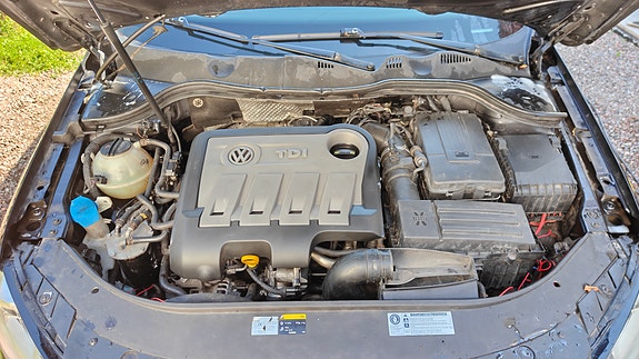 Volkswagen Passat Alltrack 7 of 15