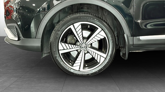 MG ZS 9 of 11