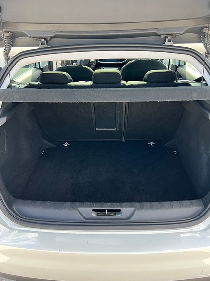 Peugeot 308 15 of 16