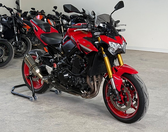 Kawasaki Z900 Akrapovic 0kr insats uttangen 2023 2 of 10