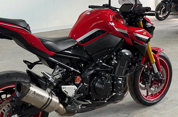 Kawasaki Z900 Akrapovic 0kr insats uttangen 2023 4 of 10