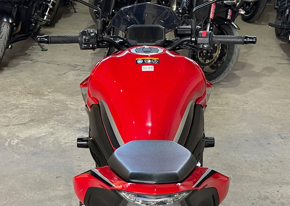 Kawasaki Z900 Akrapovic 0kr insats uttangen 2023 8 of 10