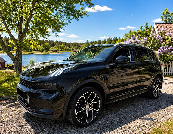 Lynk & Co 01 2 of 8