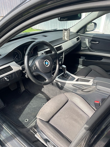 BMW 320d 8 of 10