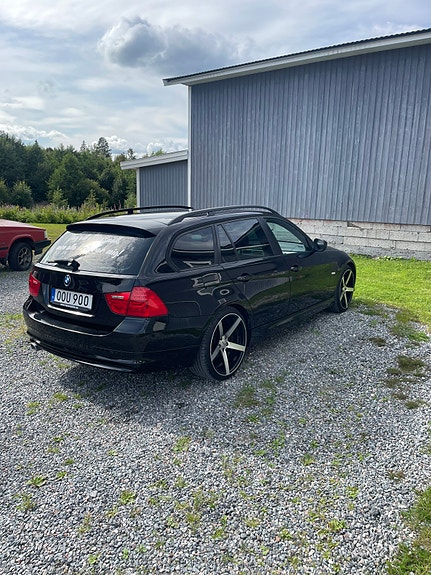 BMW 320d 4 of 10