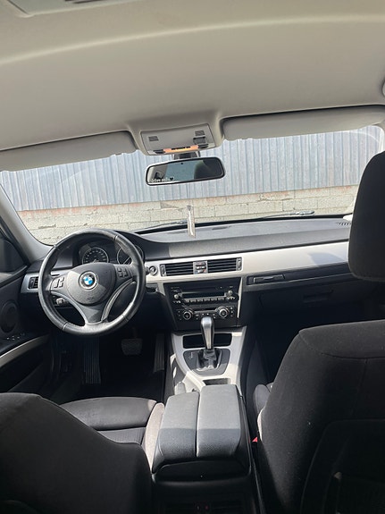 BMW 320d 9 of 10