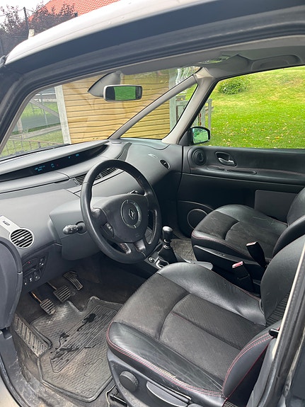 Renault Grand Espace 3 of 4
