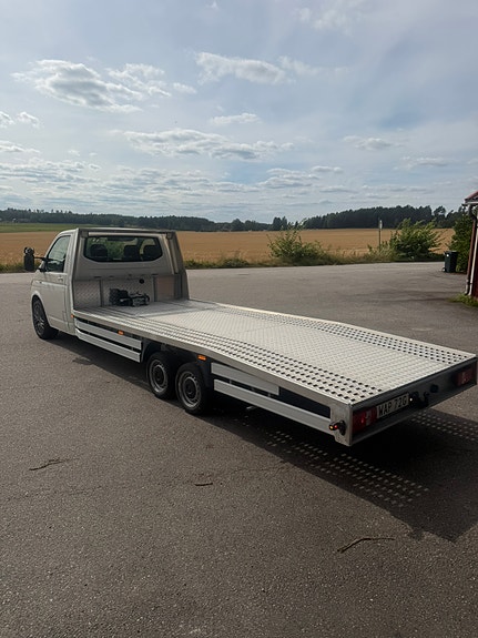 Volkswagen Transporter 3 of 6