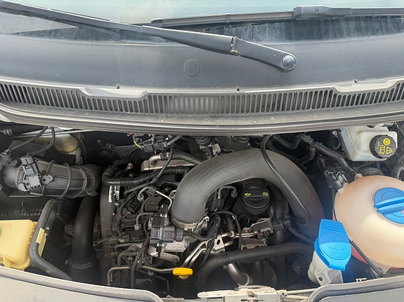 Volkswagen Transporter 4 of 6