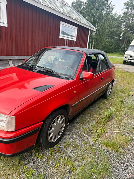 Opel Kadett 2 of 8