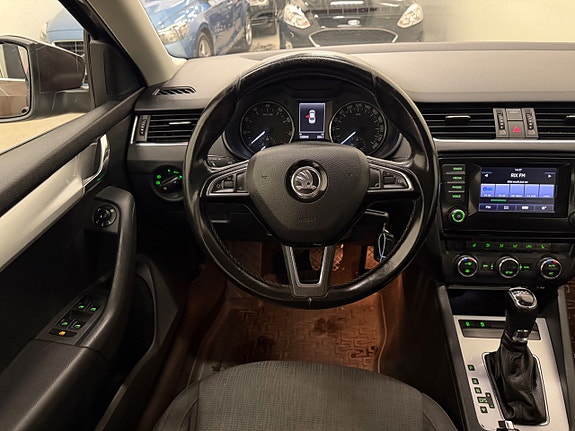 Skoda Octavia 15 of 26