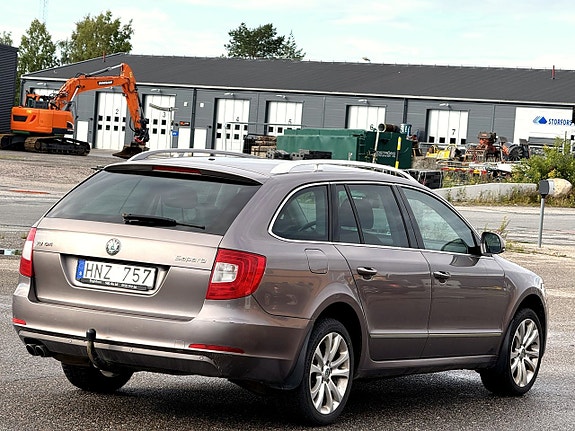 Skoda Superb 5 of 10